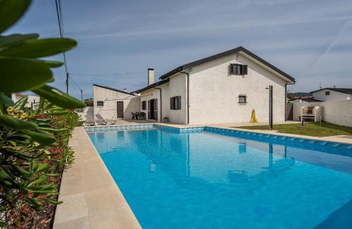 Esposende House | GuestReady - Casa do Farol