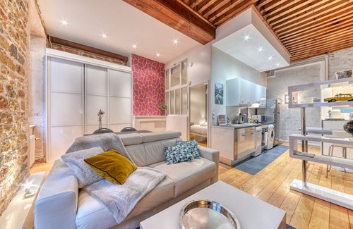 Carnot - Gailleton Apartment | GuestReady - Modern exquisite bright apartment
