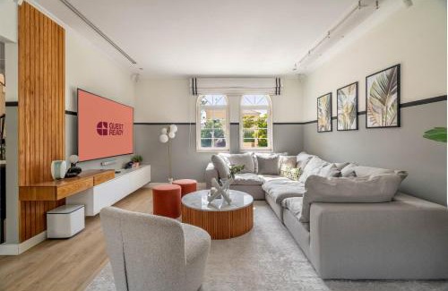Jumeirah Park Apartment | GuestReady - Peaceful Garden Villa l Pool & BBQ