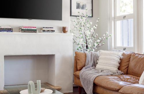 Guildford House | Guildford Cottage By Swan Bnb Management