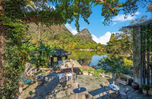 Xiufeng Hotel | Guilin Reed Flute Retreat Free pick-up train station over 2 nights