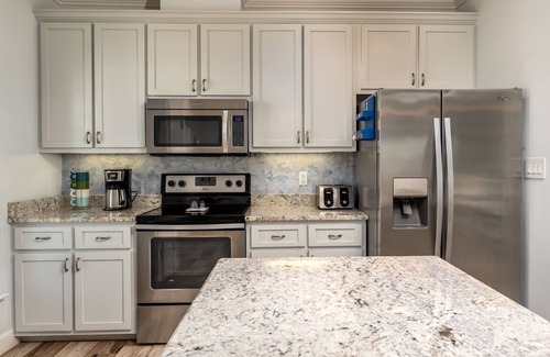 Dauphin Island House | Gulf Front 4/3 with stairs to the waves! Wake up on the Gulf! - Awake on the Gul