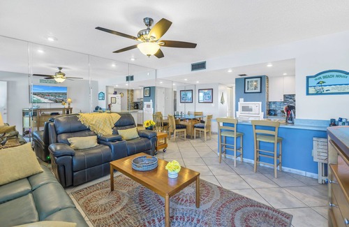 Sunset Beach Condo | Gulf Front! Beautiful Sunset Beach - Heated Pool!