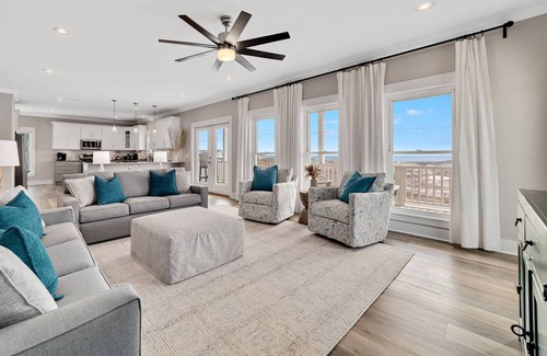 Fort Morgan House | Gulf Getaway ~ Pet-Friendly ~ Short Walk to Beach ~ Brand New Pool ~ $400 in FREE Activities Daily
