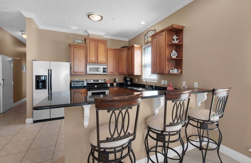 Bahama Beach Condo | 🌊Gulf VIEWS-Huge Balcony-Beach Access-Ocean Overlook 302