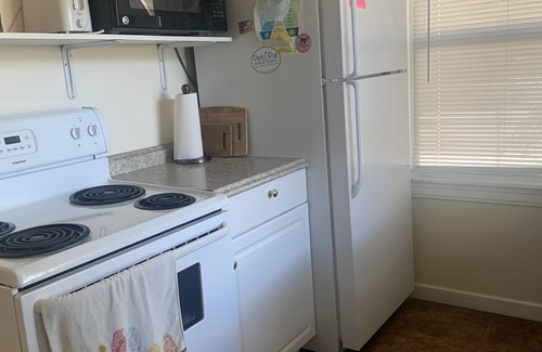 Bayview House | Gulfport's Marina District! Quiet, Clean, Comfortable, and Walkable to Downtown!