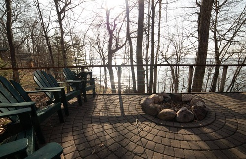 Nisswa House | GULL LAKE LARGE LAKEHOME
