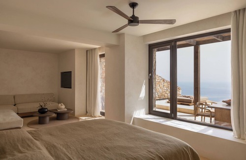 Folegandros Hotel | Gundari