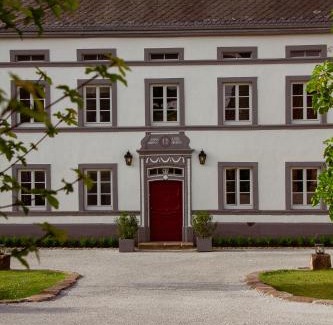 Feilsdorf Bed & Breakfast | Gutshaus De La Fontaine