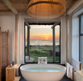 Ngquza Hill Cabin | GweGwe Beach Lodge