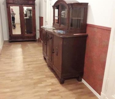 Mitte Apartment | Gwuni Mopera
