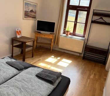 Mitte Apartment | Gwuni Mopera