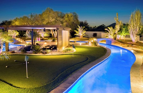North Scottsdale House | HÓZHÓ Ranch | Lazy River | Golf Sim | Bowling