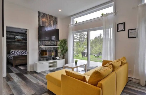 Chertsey House | Hôtel à la maison - Le Loup, spa et lac