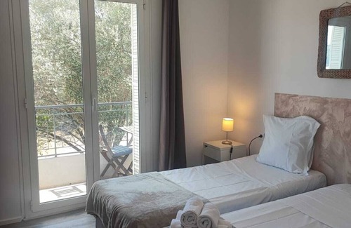 Porto-Vecchio Hotel | Hôtel Aiglon Bylitis