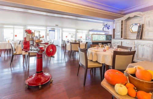 Courseulles-sur-Mer Hotel | Hôtel de Paris