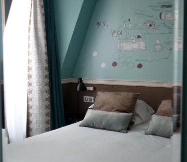 9th Arrondissement Hotel | Hôtel des 3 Poussins