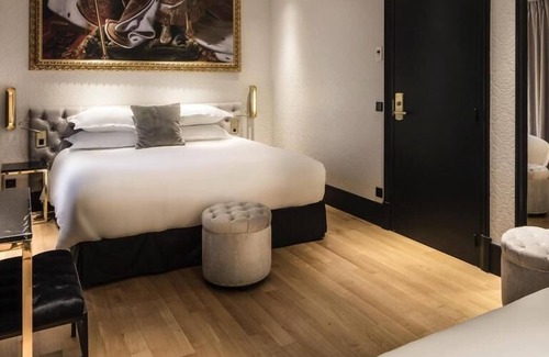 Grenelle Hotel | Hôtel Eiffel Petit Louvre