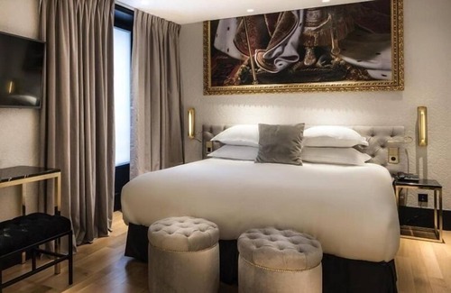 Grenelle Hotel | Hôtel Eiffel Petit Louvre