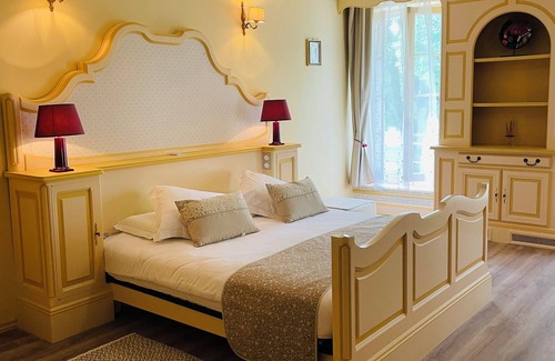 Aiguillon Hotel | Hôtel & Events du Château Lacaze