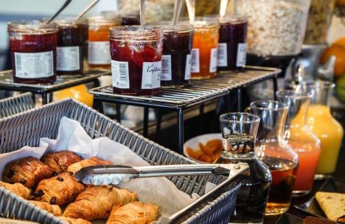 Rochefort Hotel | Hôtel Inn Design - Restaurant L'Escale