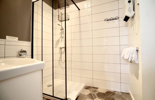 Saint-Desirat Hotel | Hôtel La Désirade