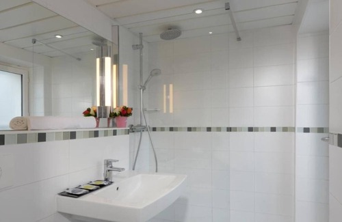 Grenelle Hotel | Hôtel Le Relais Saint Charles