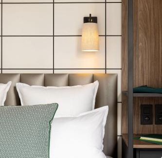 Saint-Lambert Hotel | Hôtel Moderniste