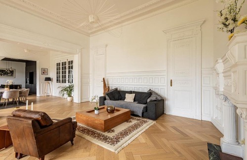Valenciennes Apartment | Hôtel particulier - Le 119