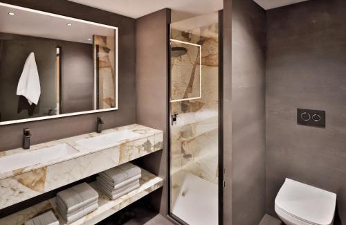 Val-d'Isere Hotel | Hôtel Ski Lodge - Chambres & Appartements - Village Montana