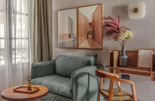 Enfants-Rouges Hotel | Hôtel Suzie Blue