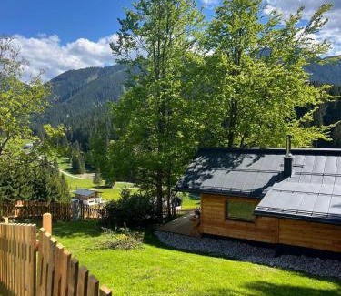 Annaberg-Lungoetz House | Hütte Neuhaus