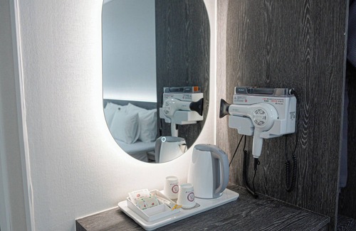 Gwangsan-gu Hotel | H-EVIAN