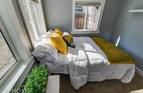 Central Colorado Springs House | *H* NEW! Downtown Cottage Newly Renovated! *