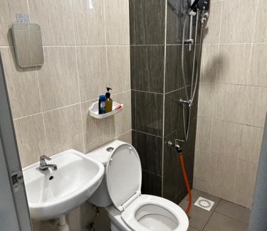Kajang Apartment | H&Z HOMESTAY @ VISTA BANGI