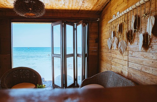 Bocachica Cabin | Habitación Frente al Manglar 2 Camas Individuales en Playa Blanca Isla Barú
