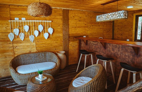 Bocachica Cabin | Habitación Frente al Manglar 2 Camas Individuales en Playa Blanca Isla Barú