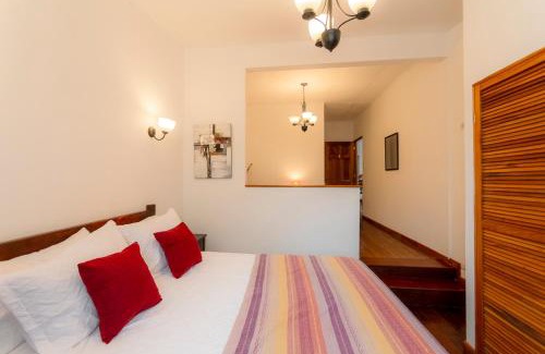 Catedral House | Habitación triple confort - Casa Esmeralda