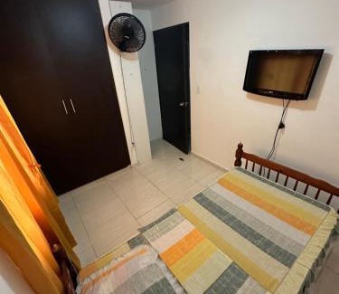 Tumba Vieja House | Habitacion amoblada frente al 99 de brisas del golf arraijan