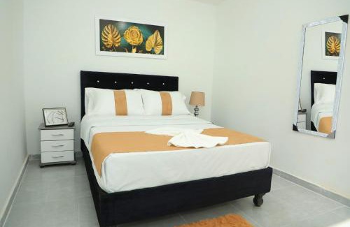 Cali House | HABITACION SMART - baño semiprivado