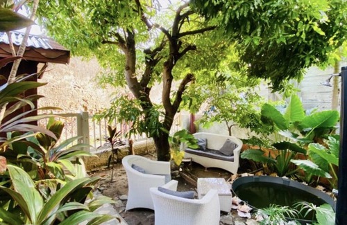 Terre-de-Haut House | Habitation SANTOS Terre de Haut 20m from the beach