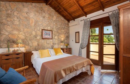 Ronda Villa | Hacienda Los Olivos