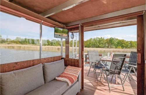 Demmin Boat Rental | Hafen Loitz