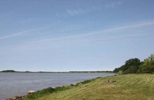 Wiek Apartment | hafennahe Ferienwohnung mit Balkon und Meerblick - Hafenhäuser Wiek FeWo Wohnung 03
