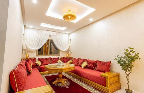 Tassoultante Apartment | HAGS Apartment - Traditional Modern Apartment, full AC, 10m from airport