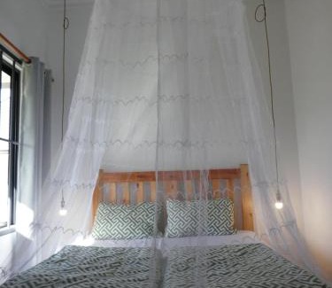 Arusha Cabin | Hakuna Woga Inn