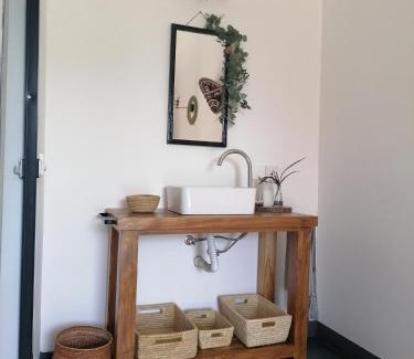 Arusha Cabin | Hakuna Woga Inn