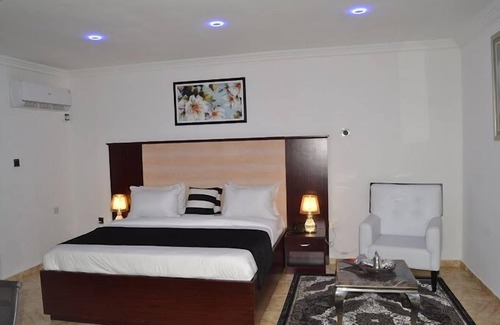 Benin City Hotel | Hale Manor Exquisite