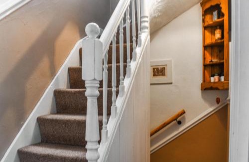 Haworth House | Half Pint Cottage