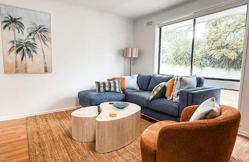 Turvey Park Apartment | Halloran 2